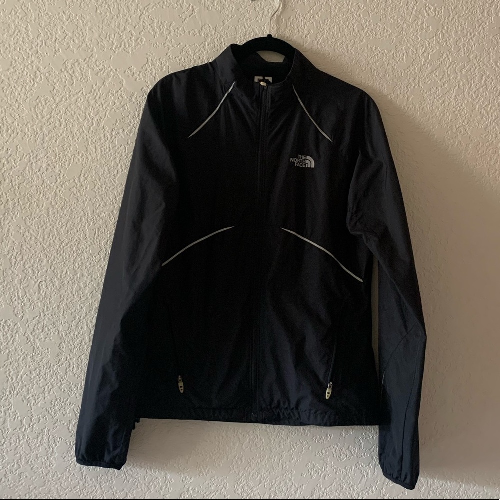 The North Face Windbreaker Size Small